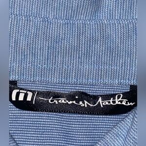 Travis Mathew Medium Blue Polo Shirt Men W/ CC LOGO ON SLEEVE EUC 0022